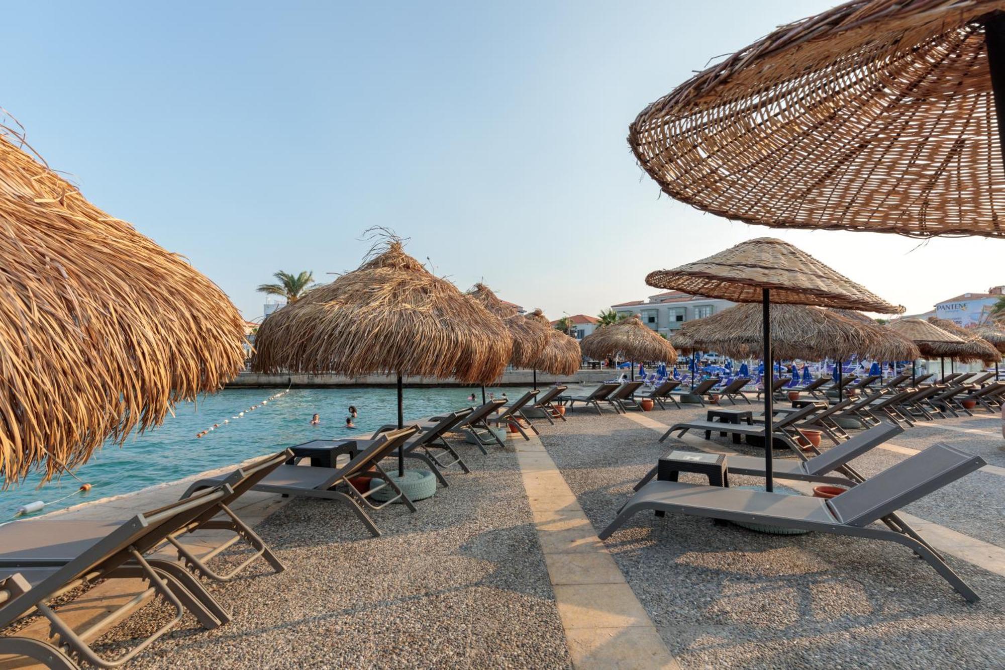 Cumbalica Beach Hotel เซสเม ภายนอก รูปภาพ